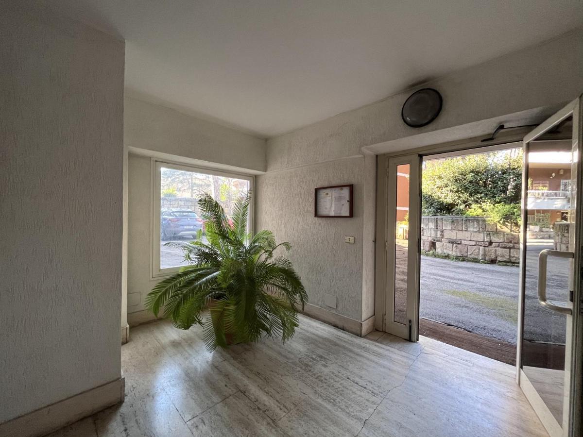 Monolocale A Mostacciano Lägenhet Rom Exteriör bild