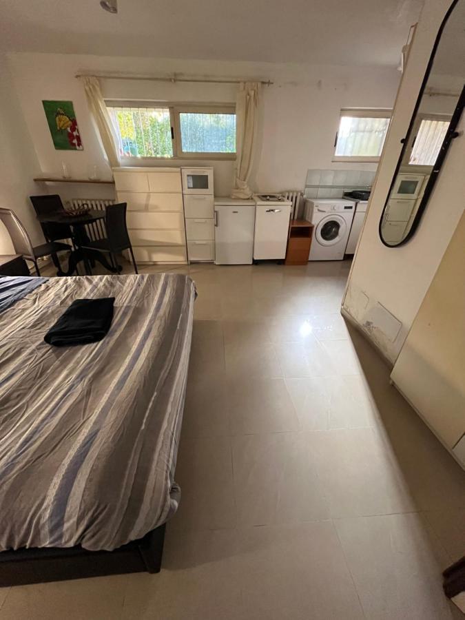 Monolocale A Mostacciano Lägenhet Rom Exteriör bild